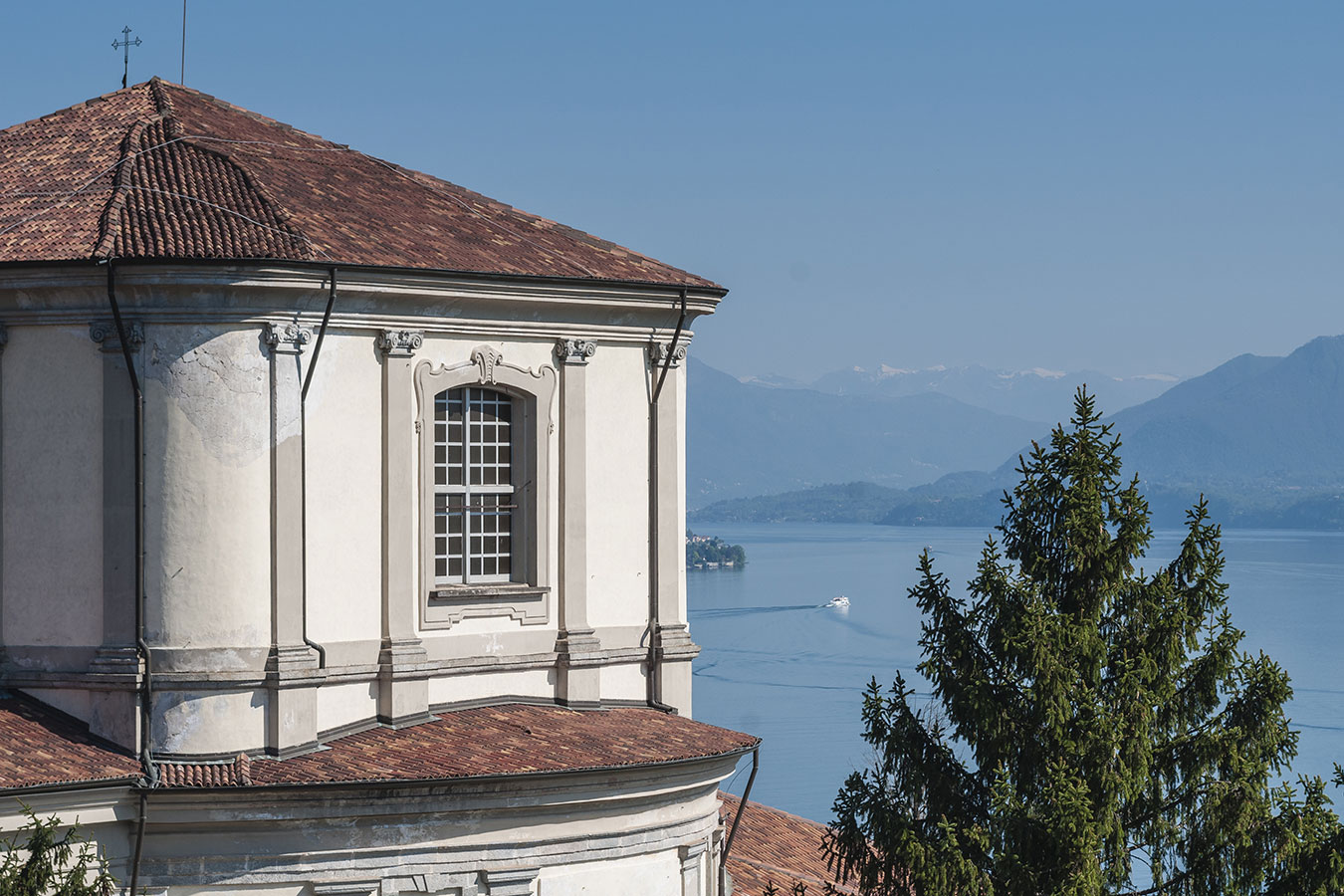 Arona, chiesa di San Carlo, particolare