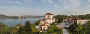 Arona, panorama del Lago Maggiore
