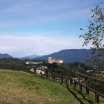 Rocca d'Angera vista dal parco della Rocca Borromeo di Arona